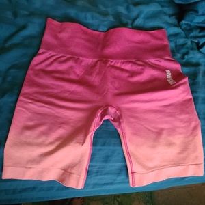 Gymshark Ombre Shorts L NWOT